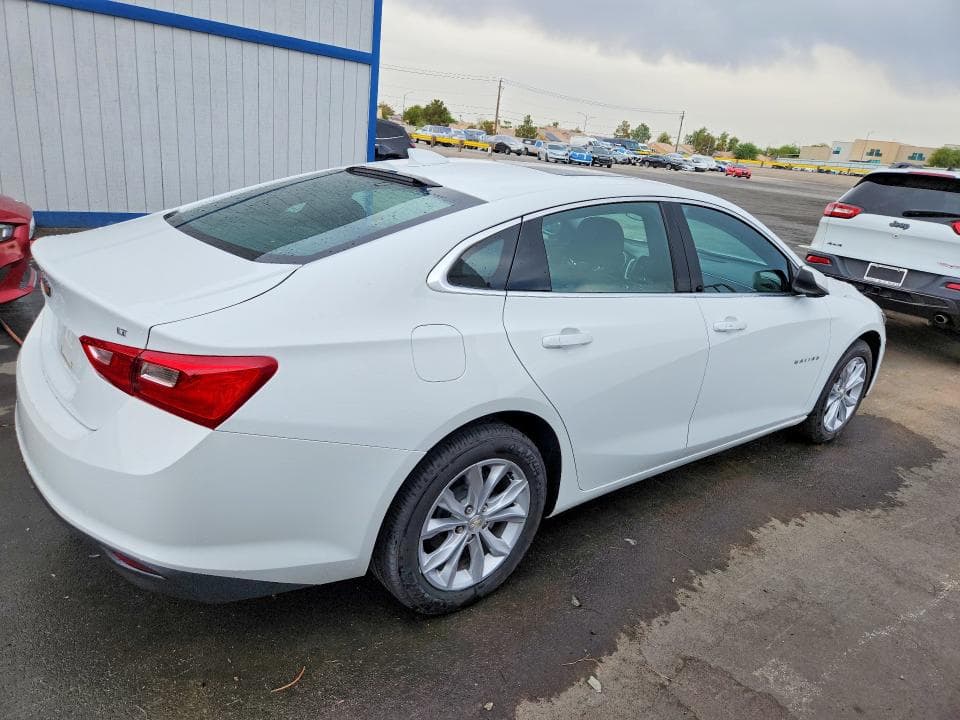 2023 CHEVROLET MALIBU LT 3