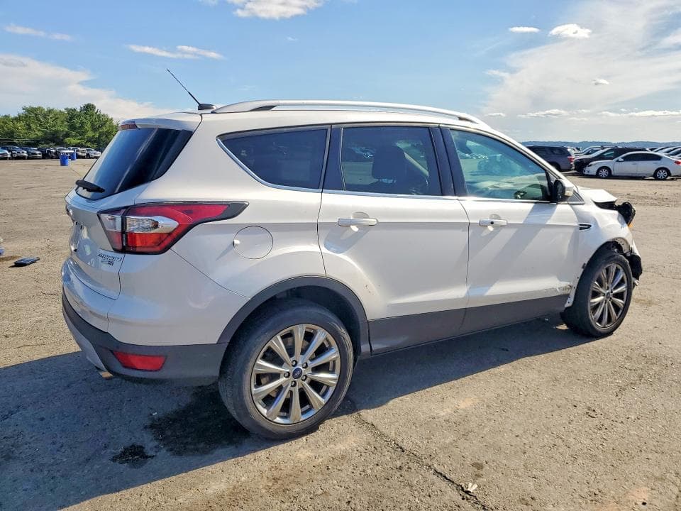 2017 FORD ESCAPE TITANIUM 3