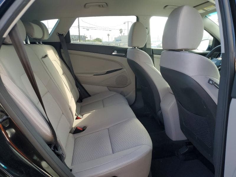 2021 HYUNDAI TUCSON SE 11