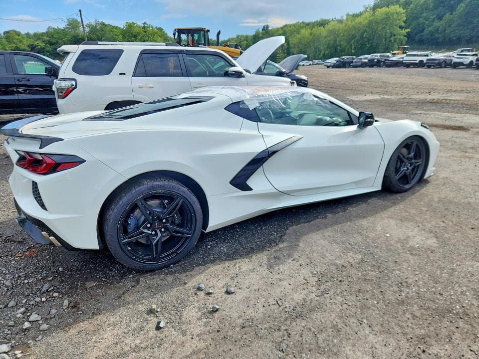 2024 CHEVROLET CORVETTE STINGRAY 2LT 3