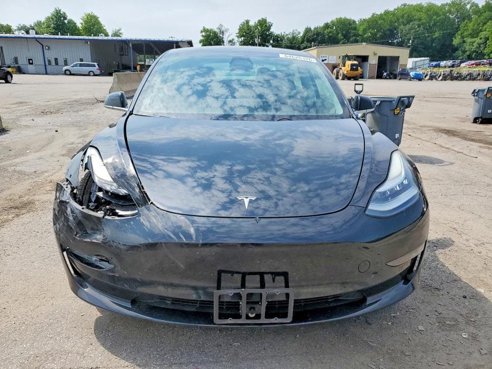 2019 TESLA MODEL 3 5