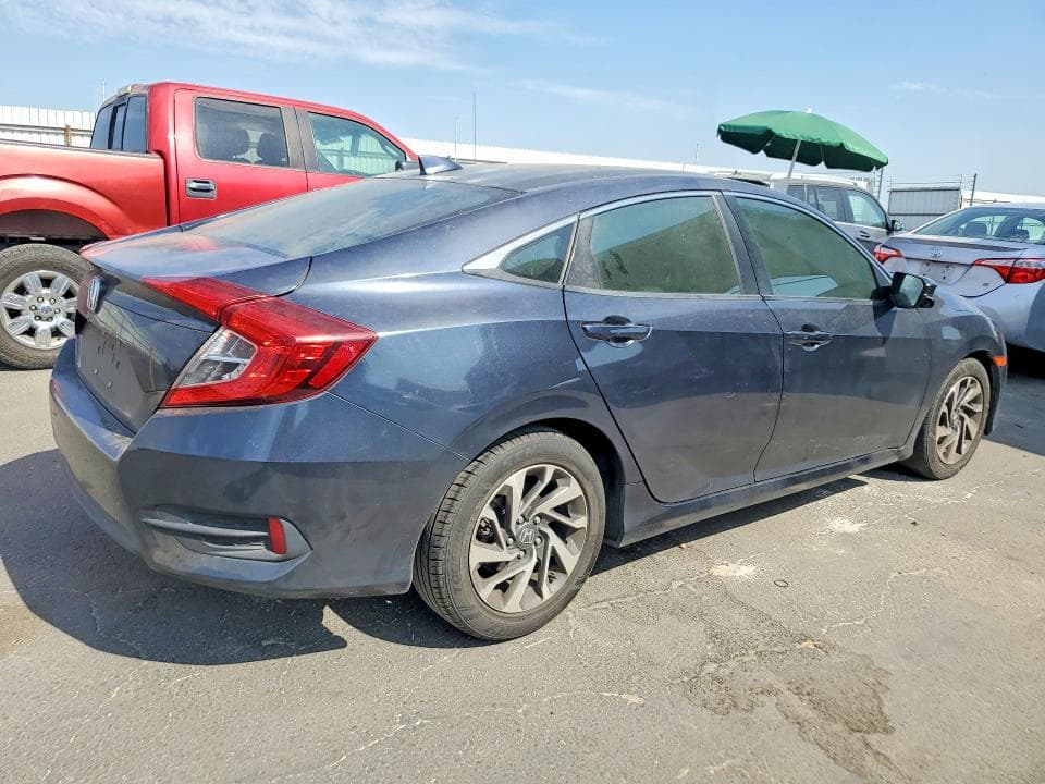 2017 HONDA CIVIC EX 3