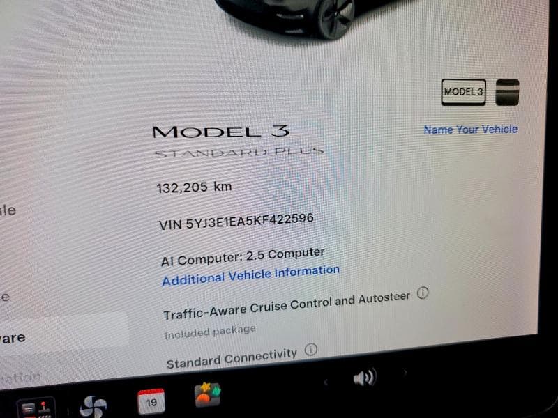 2019 TESLA MODEL 3 9