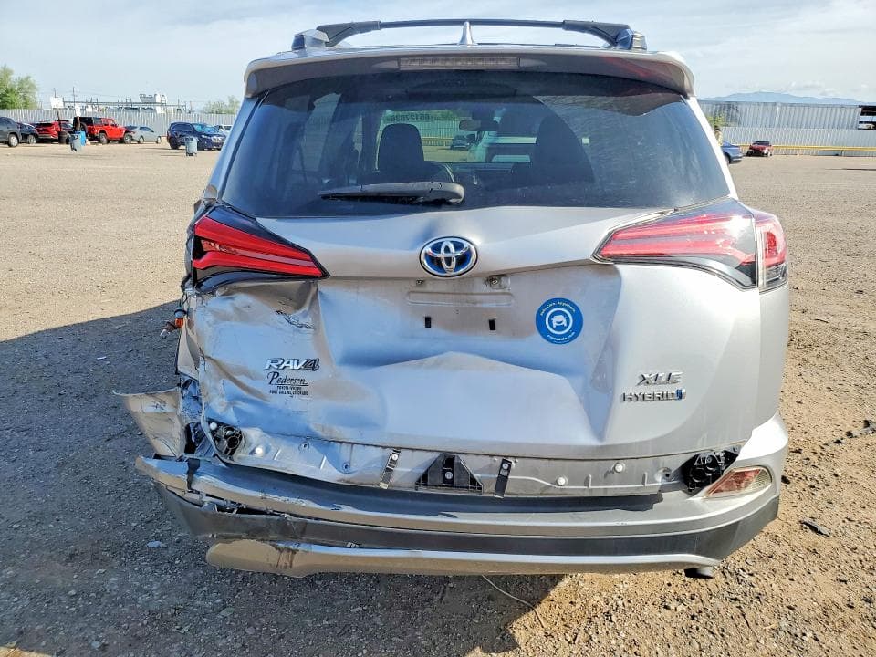 2017 TOYOTA RAV4 HYBRID XLE 6