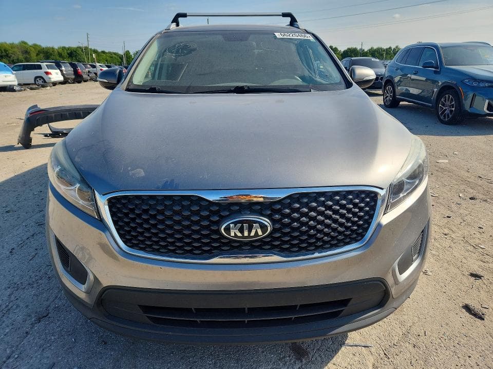 2018 KIA SORENTO LX 5