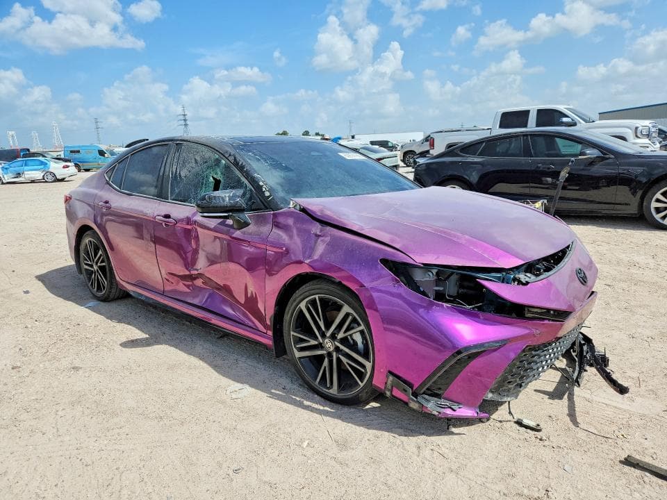 2025 TOYOTA CAMRY XSE 4