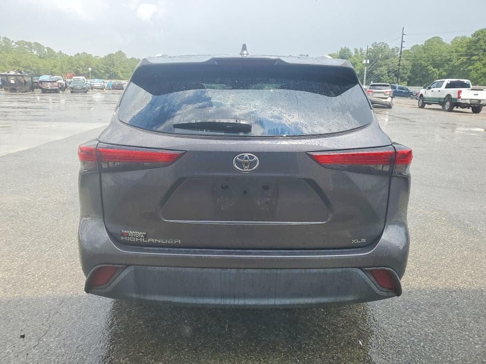 2022 TOYOTA HIGHLANDER XLE 6
