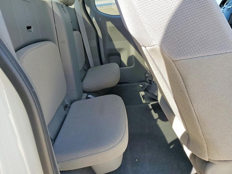 2018 NISSAN FRONTIER S 10