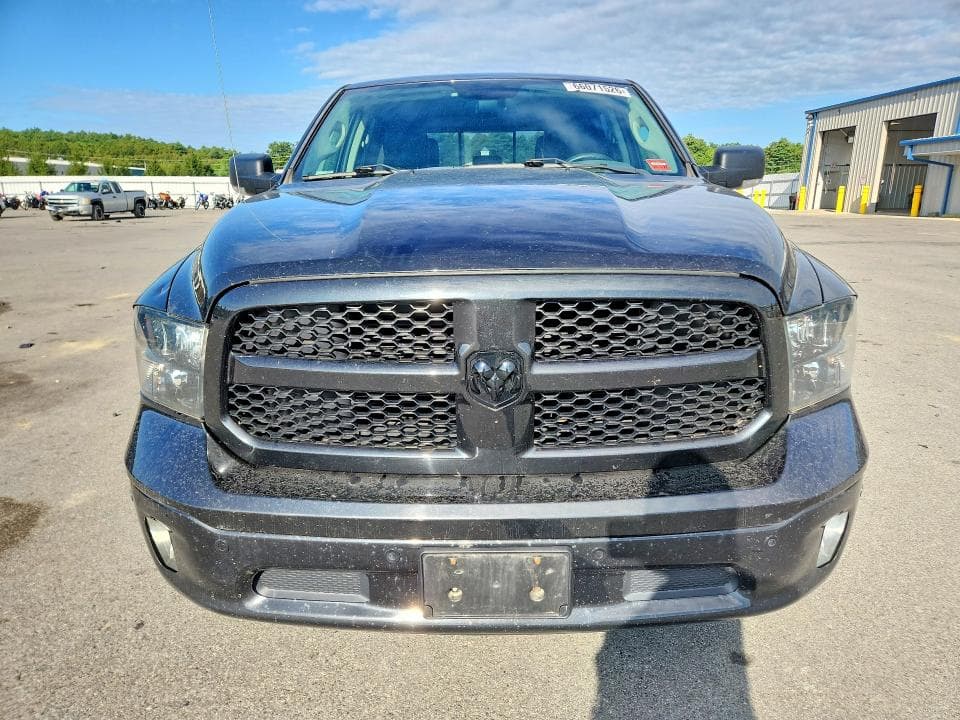 2018 RAM 1500 SLT 5