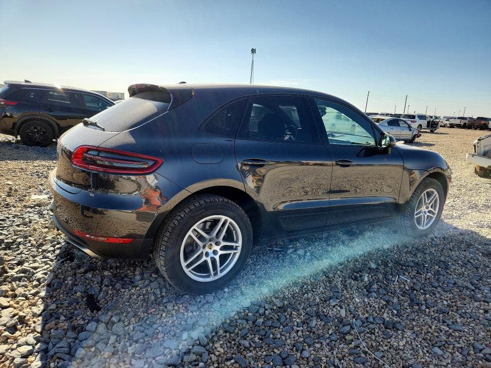 2018 PORSCHE MACAN 3