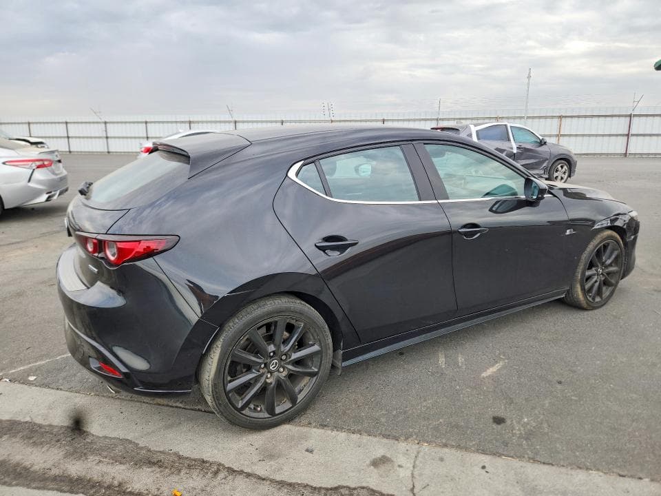 2024 MAZDA 3 SELECT SPORT 3