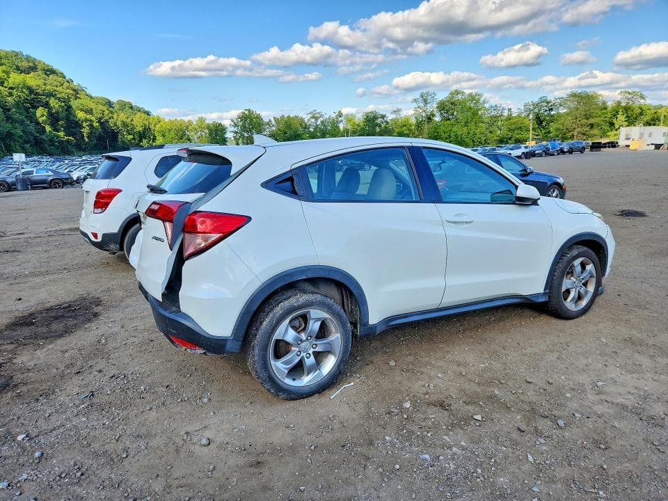 2018 HONDA HR-V LX 3