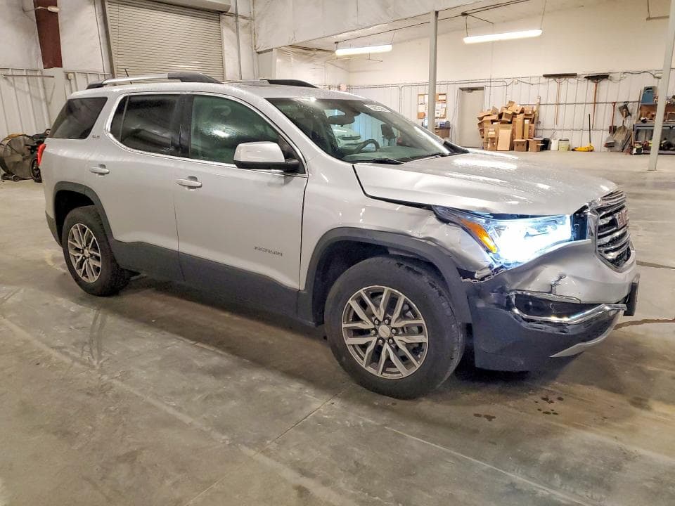 2017 GMC ACADIA SLE 4