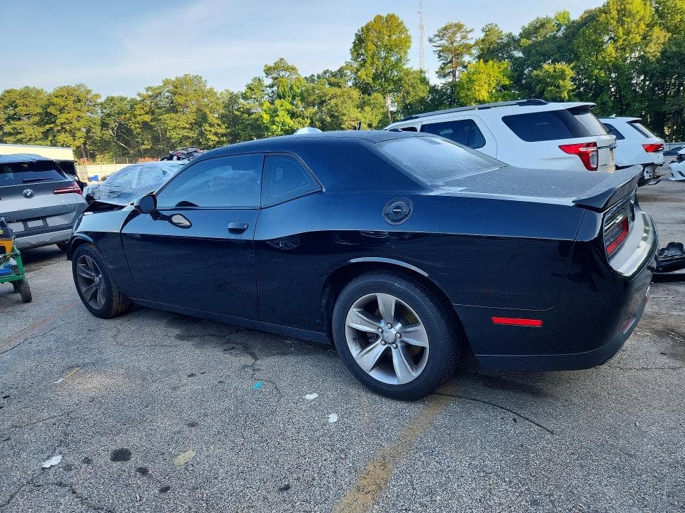 2018 DODGE CHALLENGER SXT 2