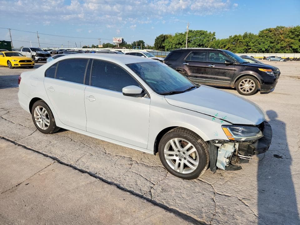 2017 VOLKSWAGEN JETTA S 4