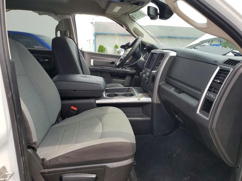 2023 RAM 1500 CLASSIC SLT 7