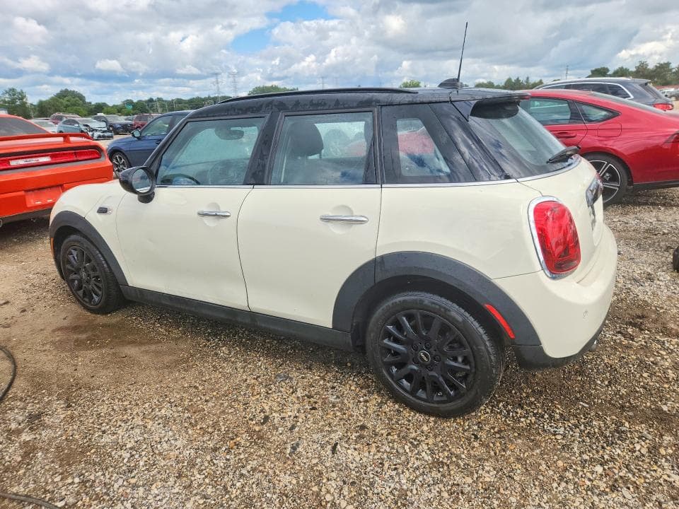 2021 MINI COOPER 2