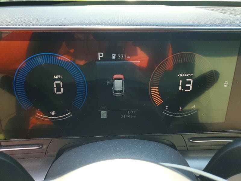 2025 HYUNDAI KONA SEL 9