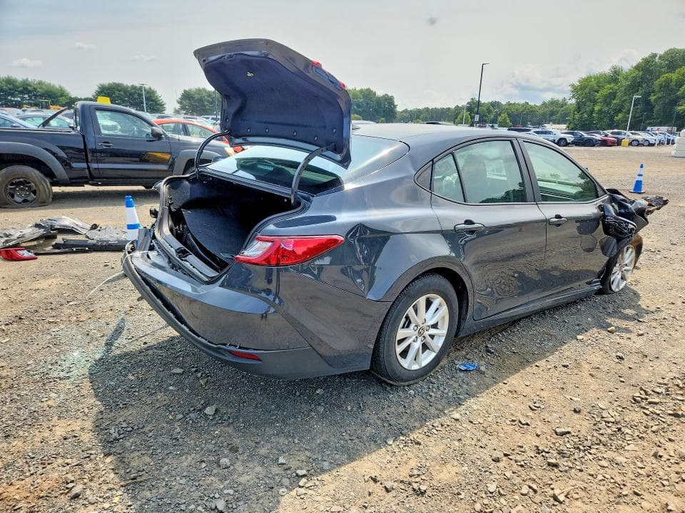2025 TOYOTA CAMRY LE 3