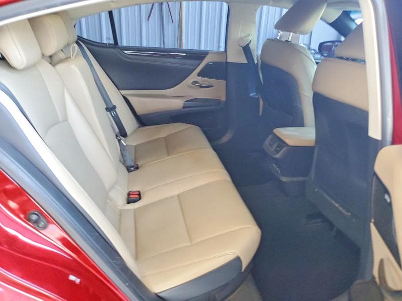 2020 LEXUS ES 300H 10