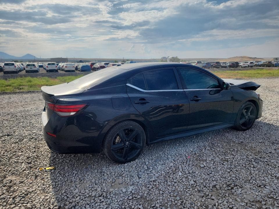 2024 NISSAN SENTRA SR 3