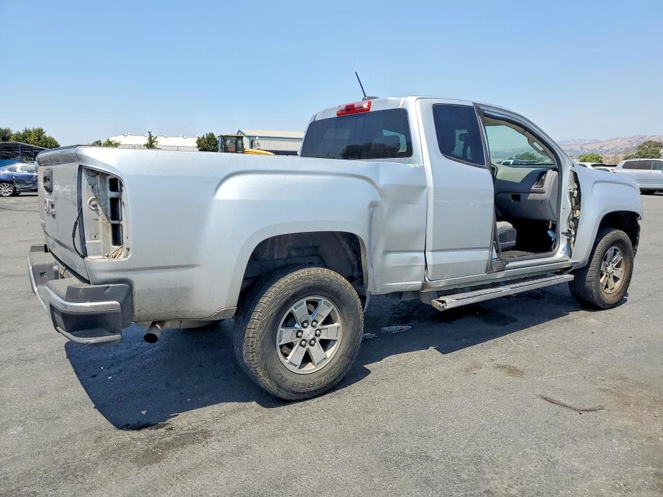 2017 GMC CANYON 3
