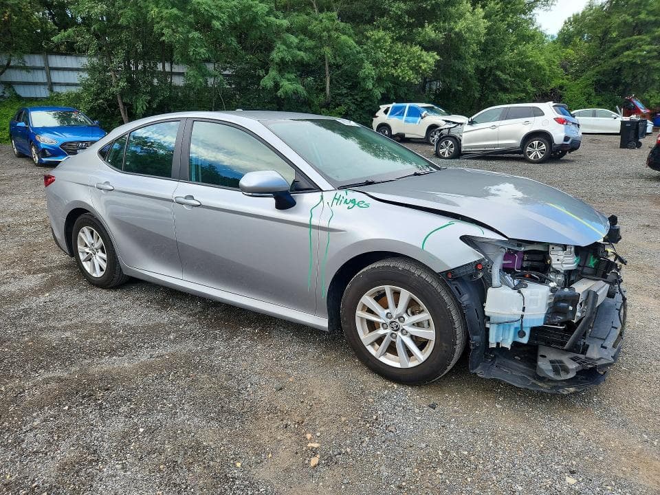 2025 TOYOTA CAMRY LE 4