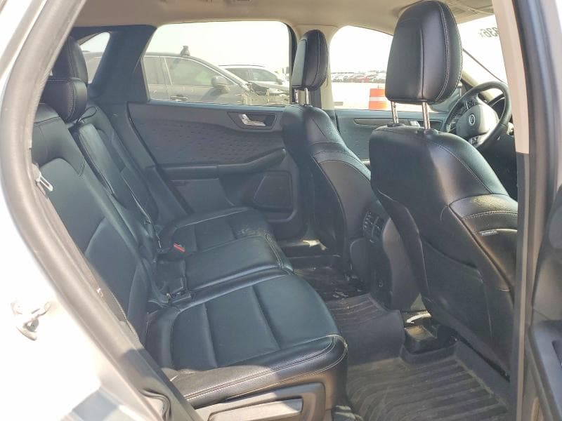 2020 FORD ESCAPE TITANIUM 10