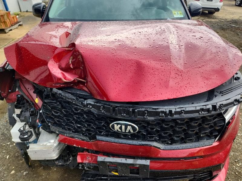 2021 KIA SORENTO S 12