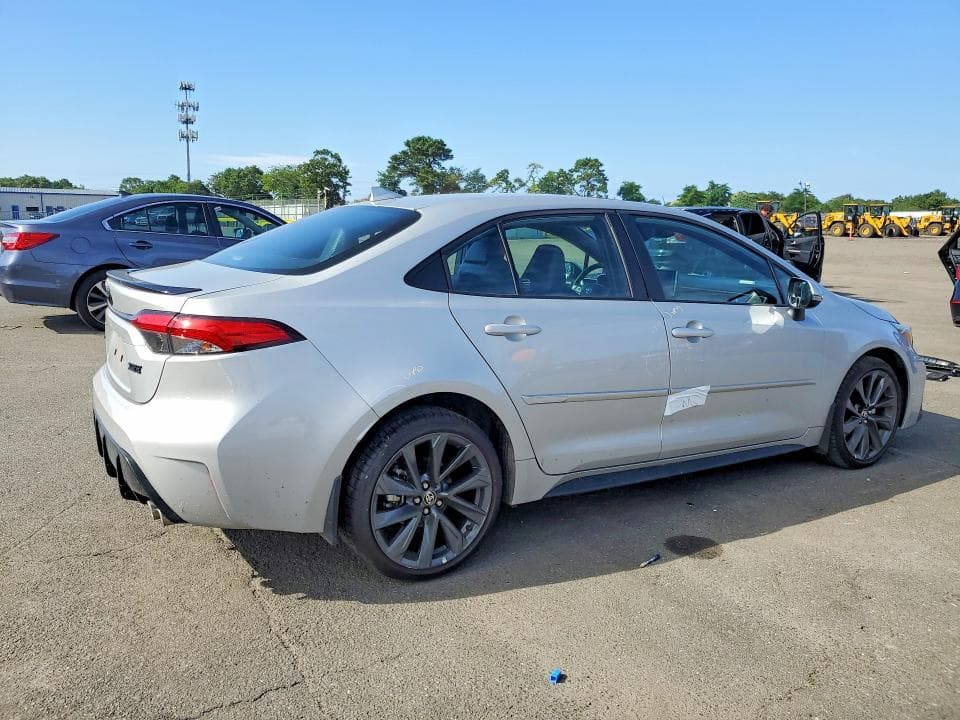 2023 TOYOTA COROLLA XSE 3