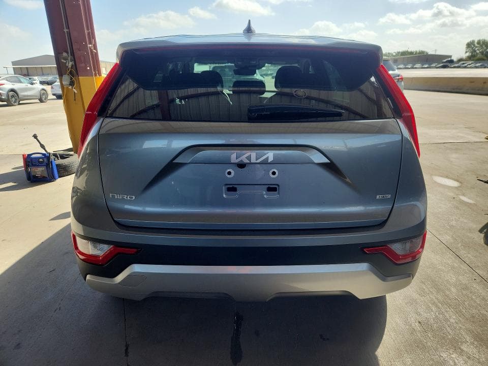2026 KIA NIRO LX 6
