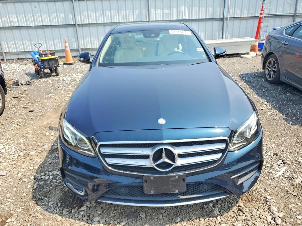 2017 MERCEDES-BENZ E 300 4MATIC 5