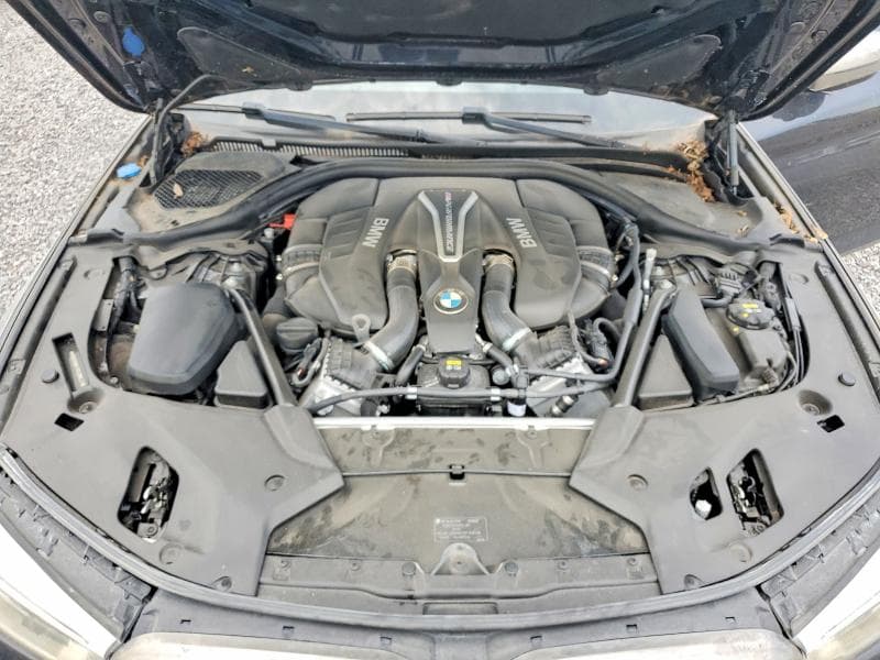 2019 BMW M550XI 11