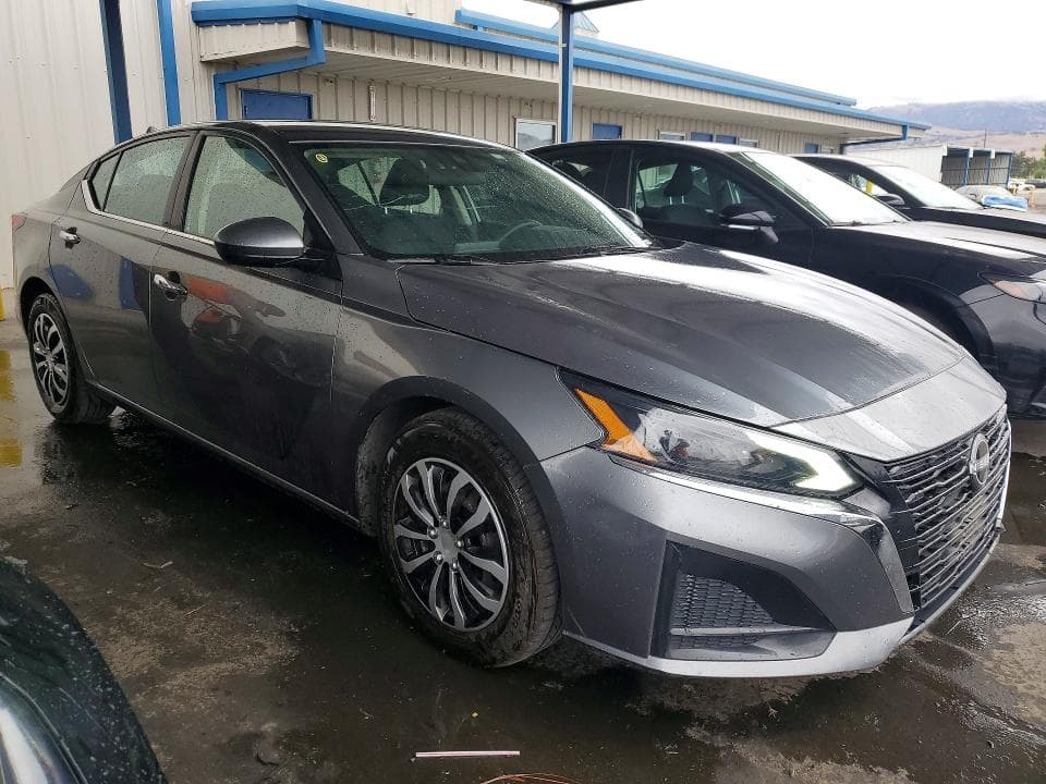 2023 NISSAN ALTIMA S 4
