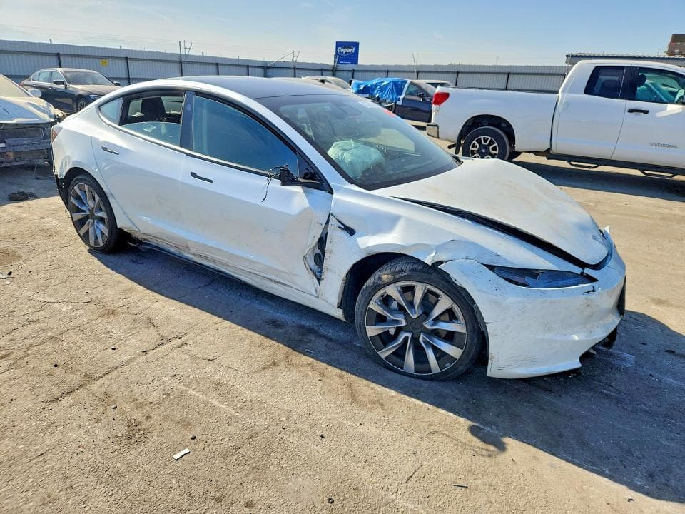 2025 TESLA MODEL 3 4