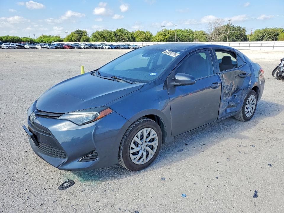 2018 TOYOTA COROLLA LE - 1