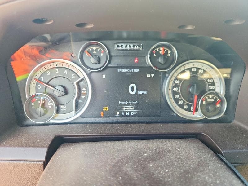 2018 RAM 3500 LARAMIE 9