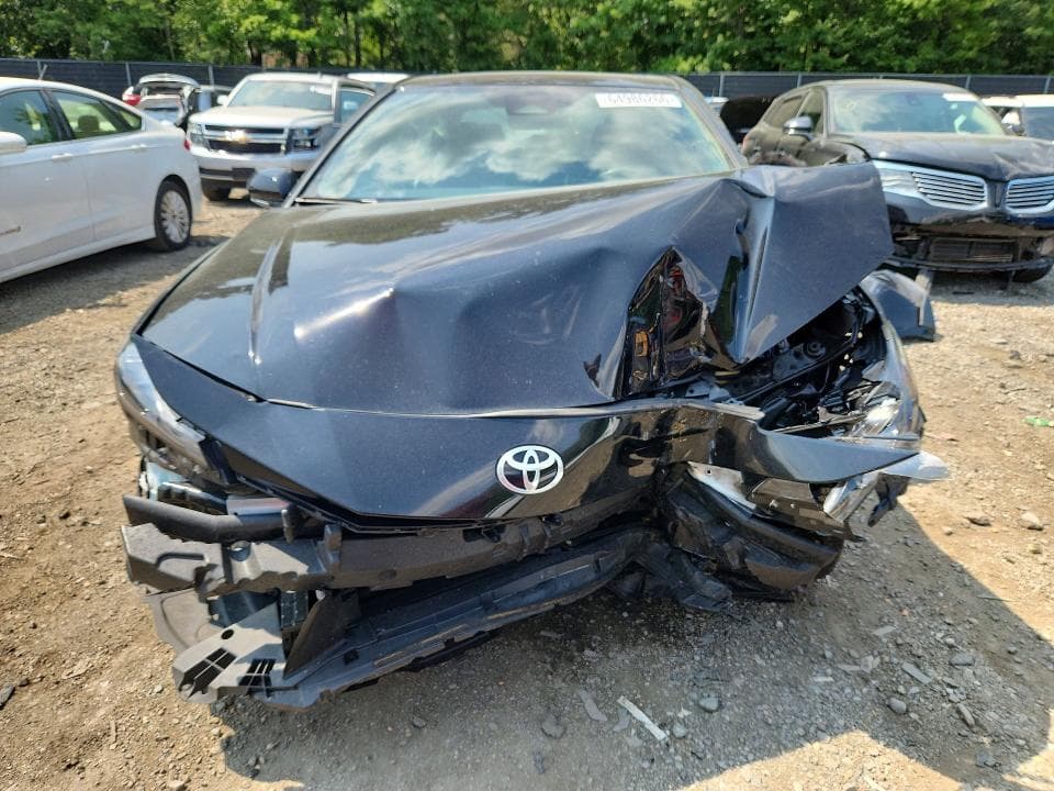 2025 TOYOTA CAMRY SE 5