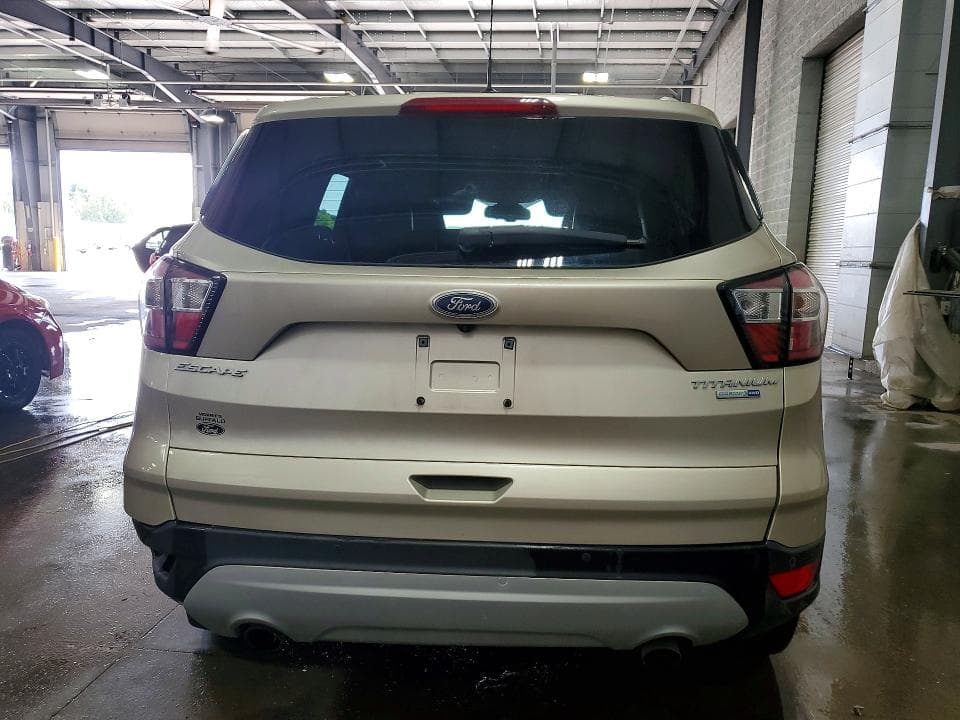 2017 FORD ESCAPE TITANIUM 6