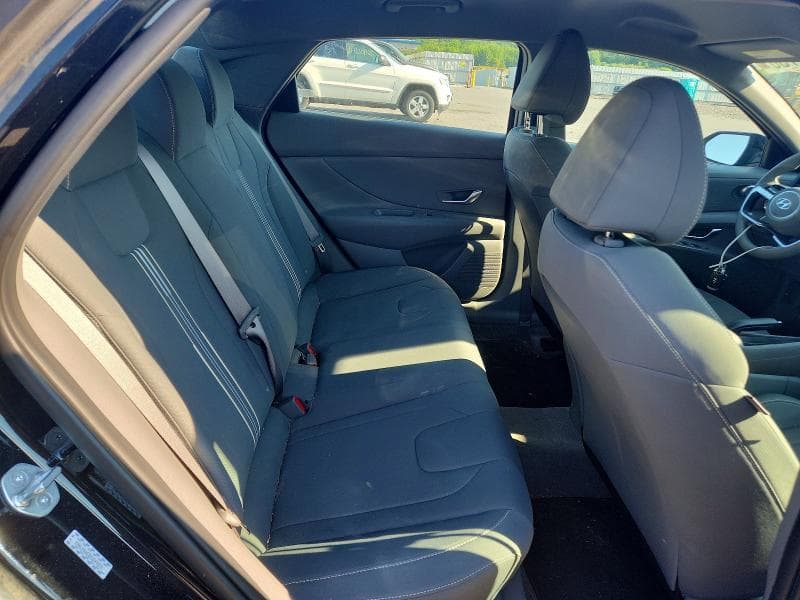 2023 HYUNDAI ELANTRA SEL 10