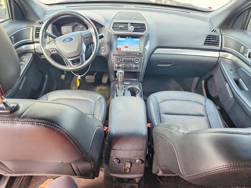 2018 FORD EXPLORER XLT 8