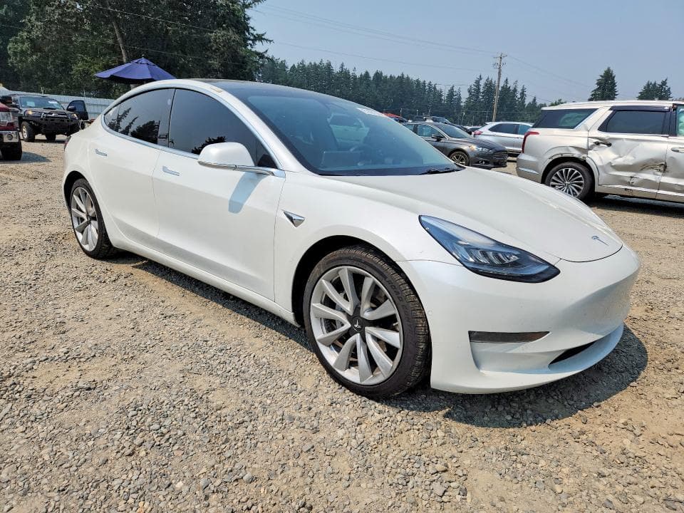 2020 TESLA MODEL 3 4
