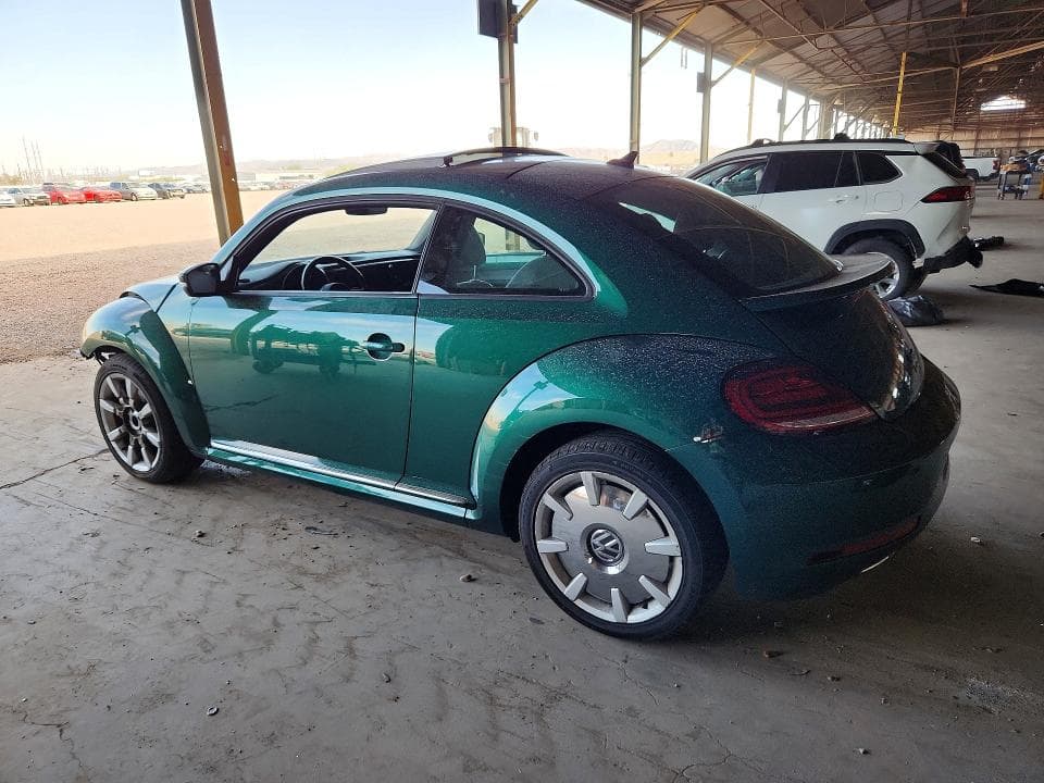 2017 VOLKSWAGEN BEETLE SE 2