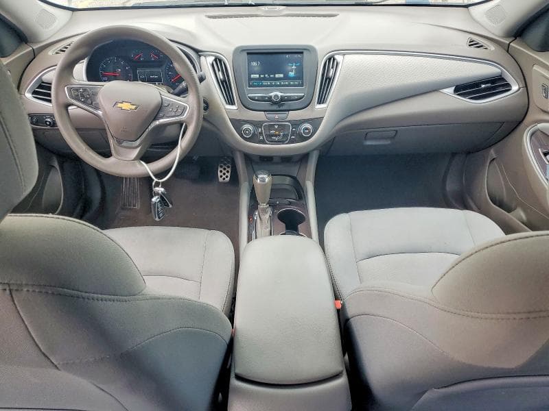 2017 CHEVROLET MALIBU LS 8