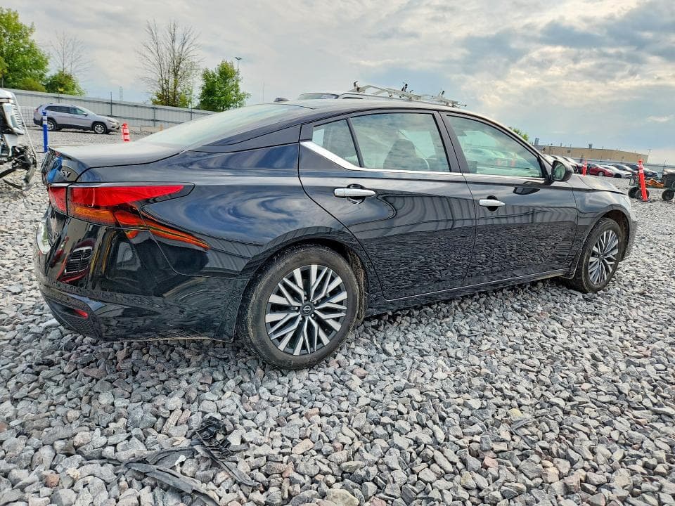 2024 NISSAN ALTIMA SV 3