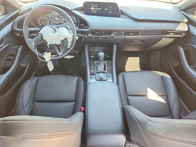 2024 MAZDA 3 PREFERRED 8