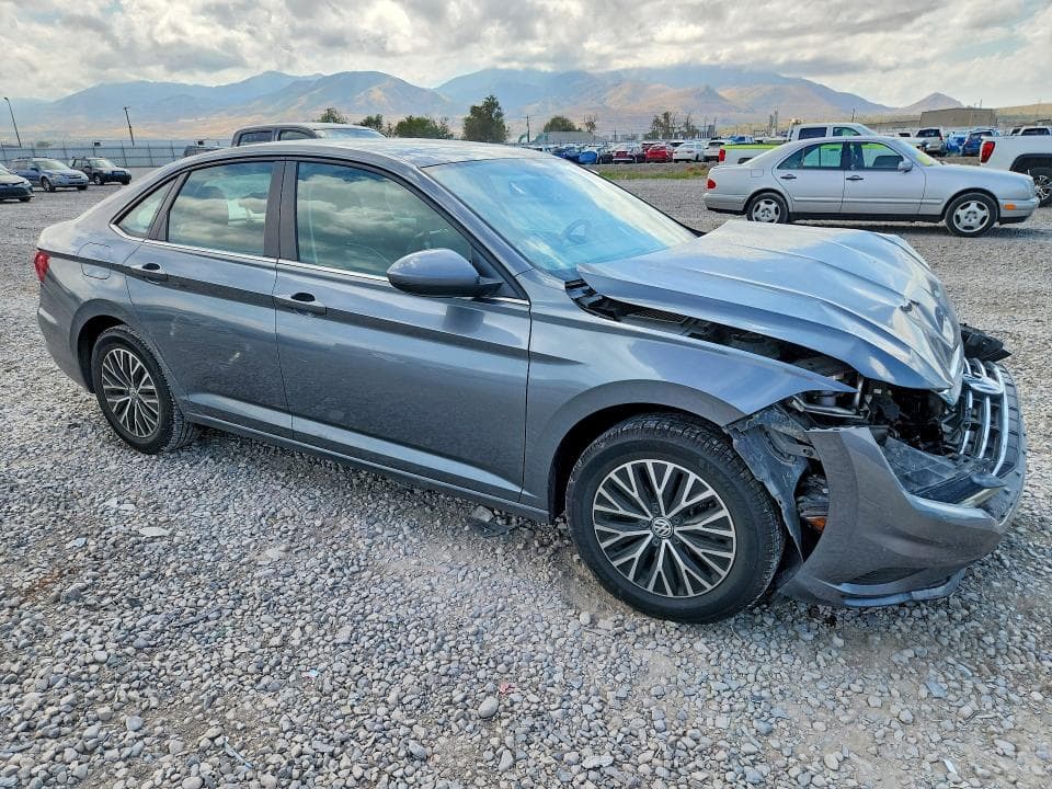 2019 VOLKSWAGEN JETTA S 4
