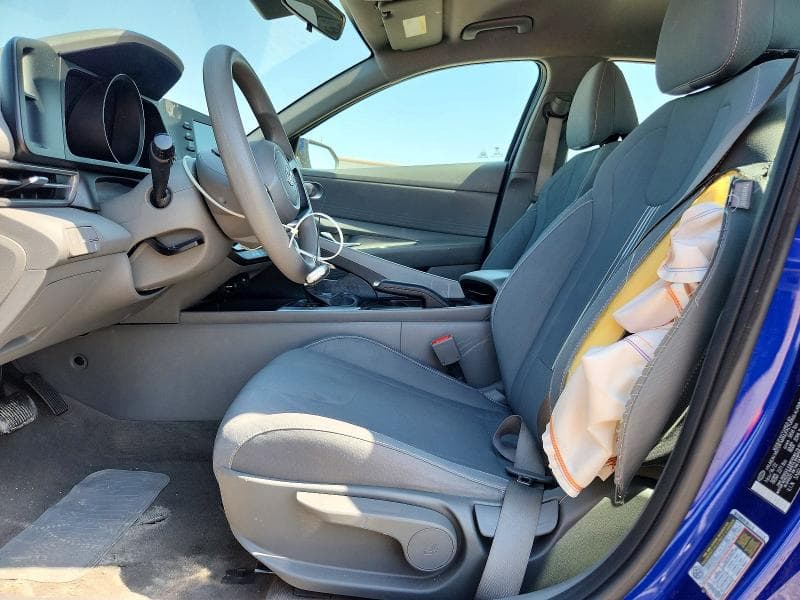 2023 HYUNDAI ELANTRA SEL 7