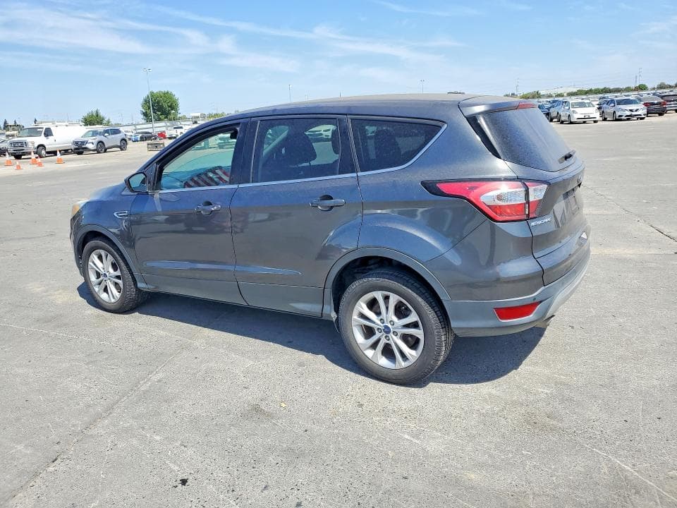 2017 FORD ESCAPE SE 2