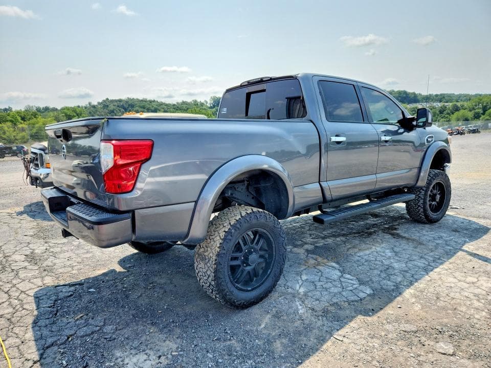 2017 NISSAN TITAN XD SV 3
